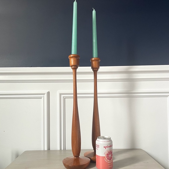VINTAGE 1967 Handmade Extra Tall Wooden Candlestick Holders - Set of 2 - Picture 6 of 9